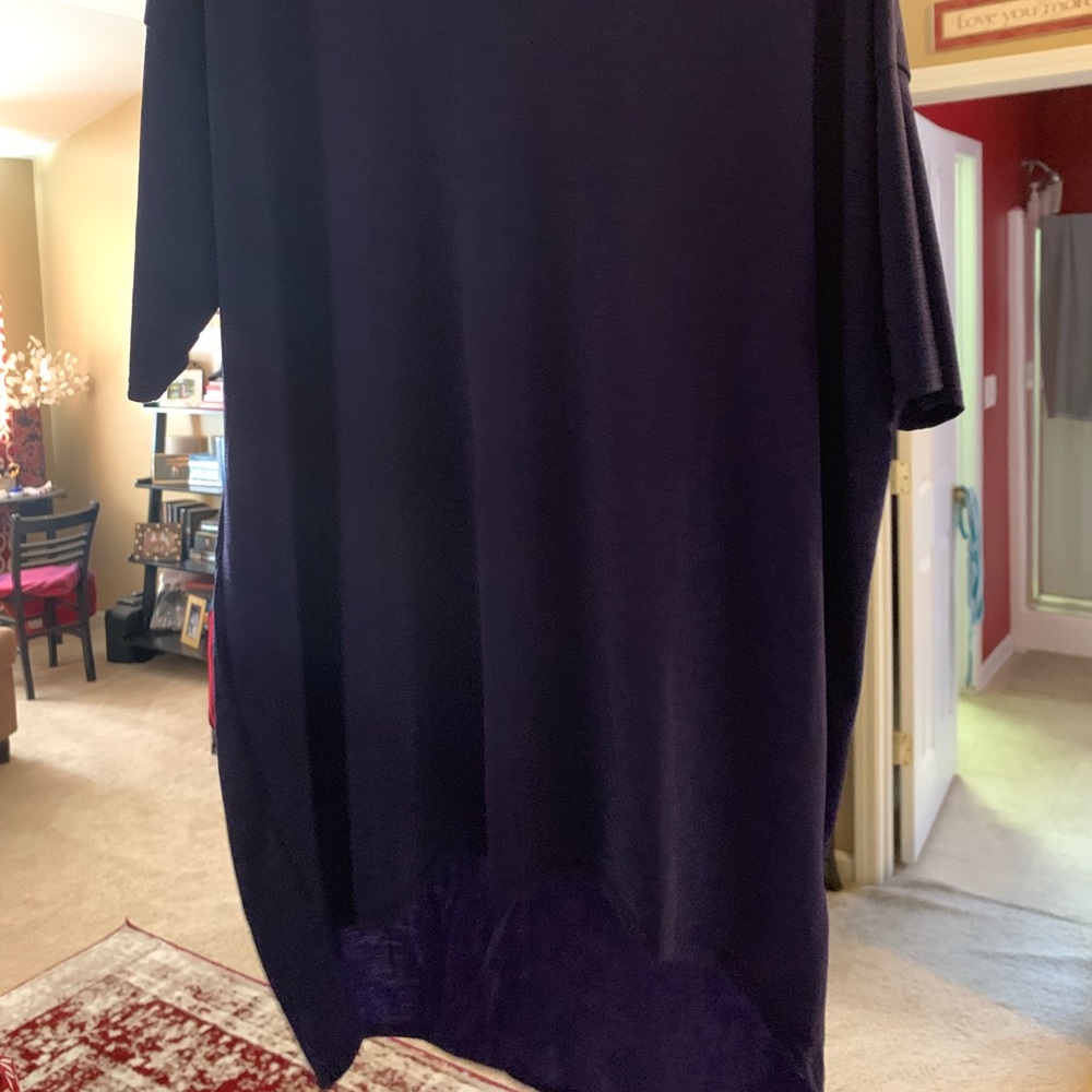 Lularoe hi-Lo top